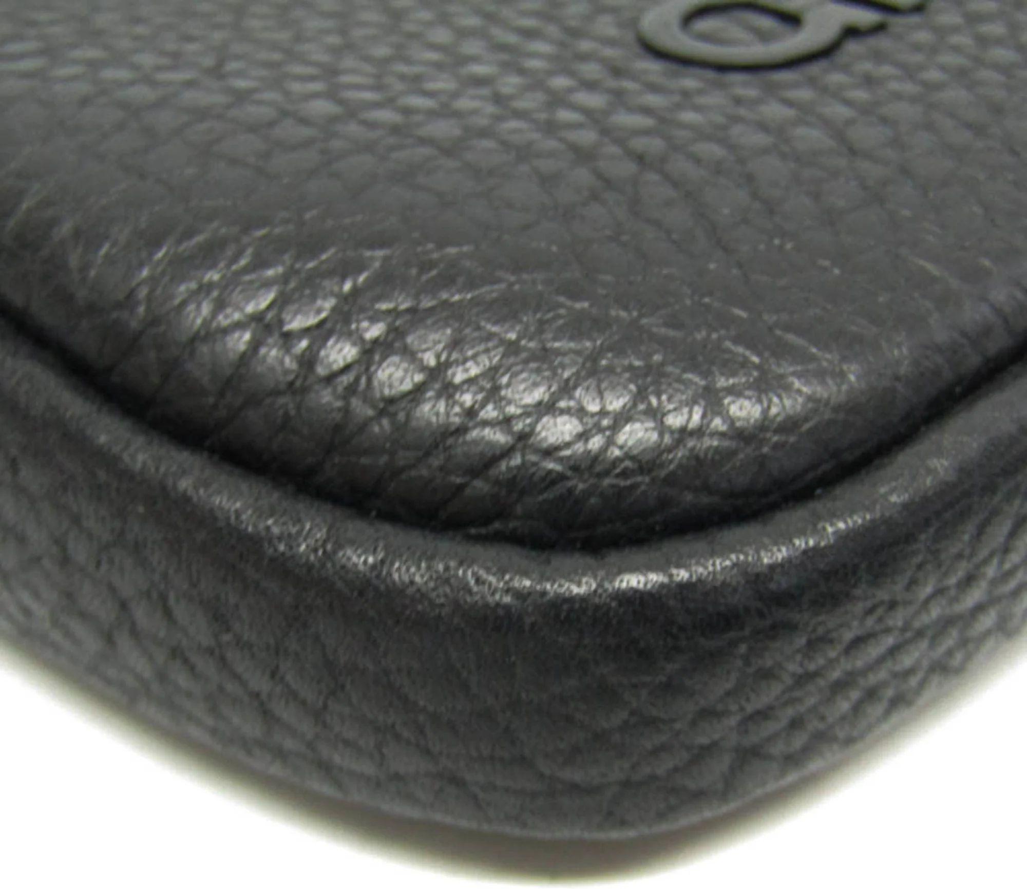 Salvatore Ferragamo Leather Pouch reconditionné - Reebelo France